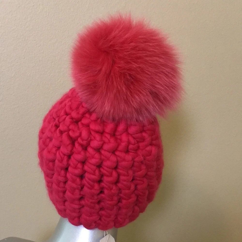 Mischa Lampert beanie pomster + candy coral xl pom